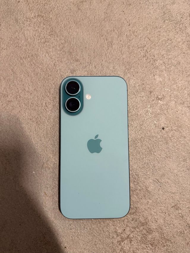 iPhone 16 256GB Verde Batería 100%