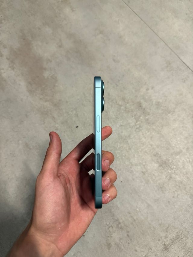 iPhone 16 256GB Verde Batería 100%