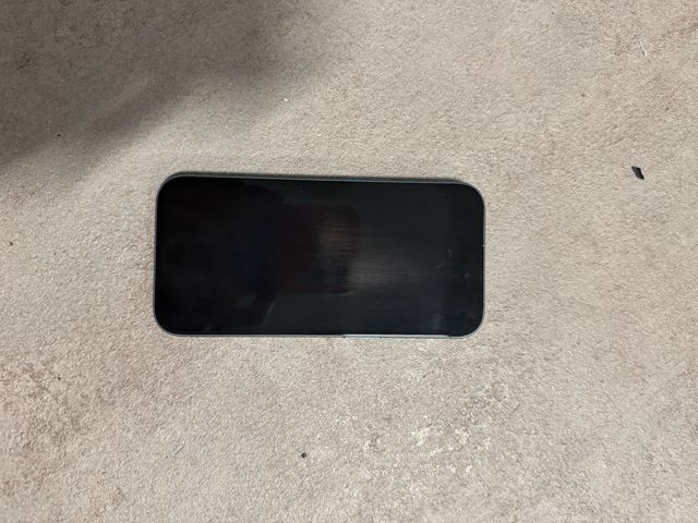 iPhone 16 256GB Verde Batería 100%