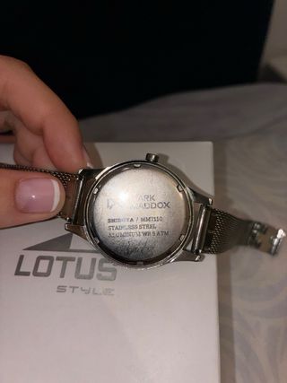 Reloj Mark Maddox Dorado y Plateado