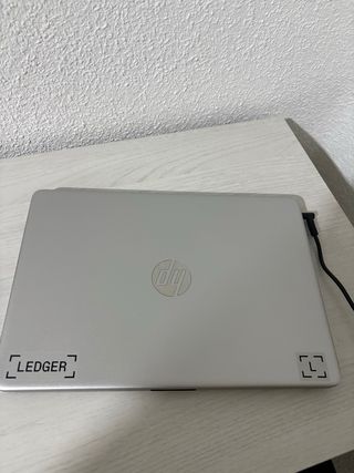 HP Laptop Plata Intel Core i3