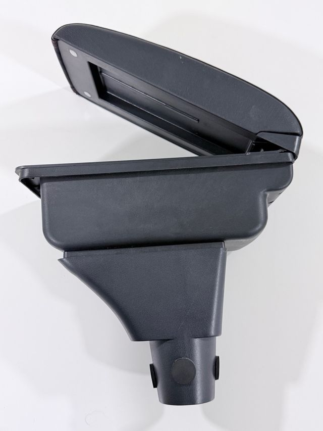 reposabrazos de tactopiel universal y triple USB