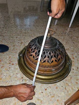 Precioso y antiguo brasero de latón