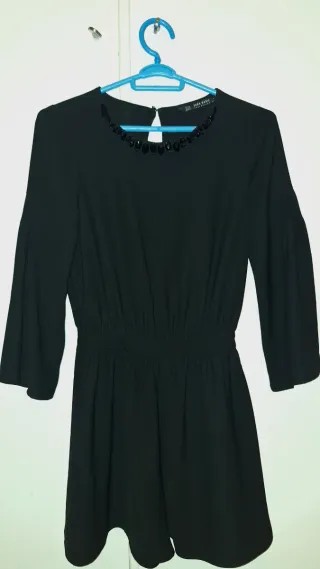 Mono Zara negro pedrería