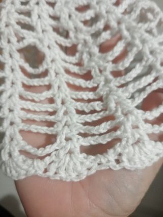 Gorro en red hecho a mano a crochet_Mesh Hat