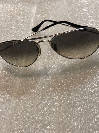 Gafas sol Ray Ban.