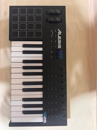 Teclado MIDI Alesis VI25