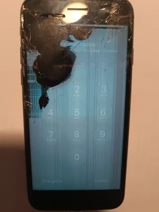 iPhone 7 Nero Opaco schermo rotto