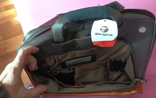 Maletín Targus Urban Top Load 15.4