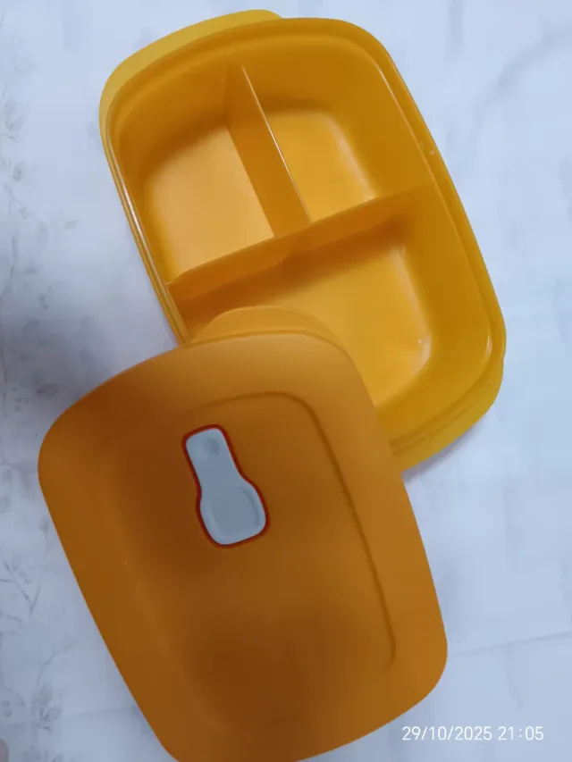 Fiambrera Tupperware Compartimentada