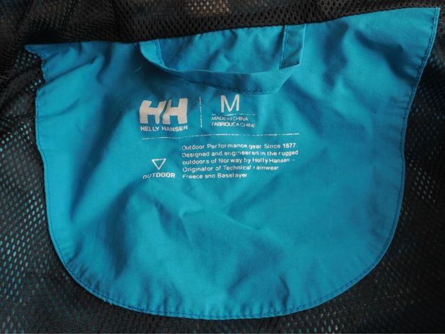 Chaqueta Helly Hansen capucha azul T.M