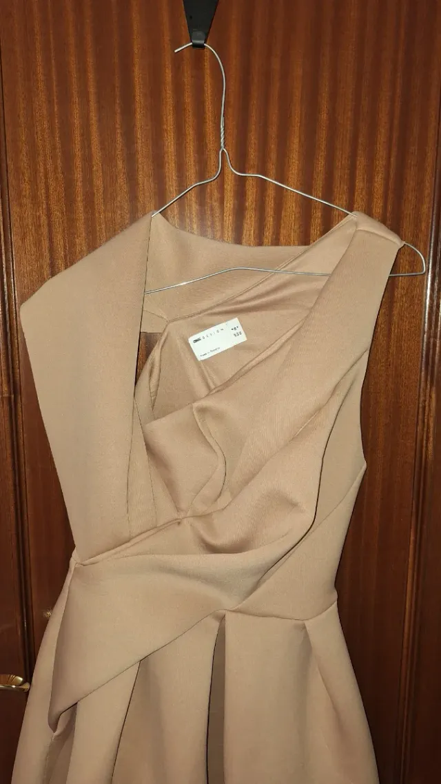 Vestido ASOS Beige