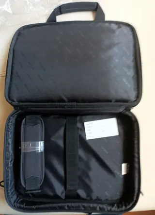 Maletín Targus para portátil hasta 13.4