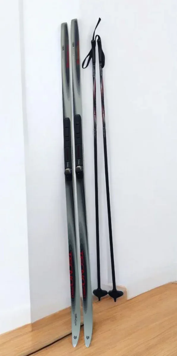 ESQUÍS DE FONDO TECNO PRO fijaciones Salomon