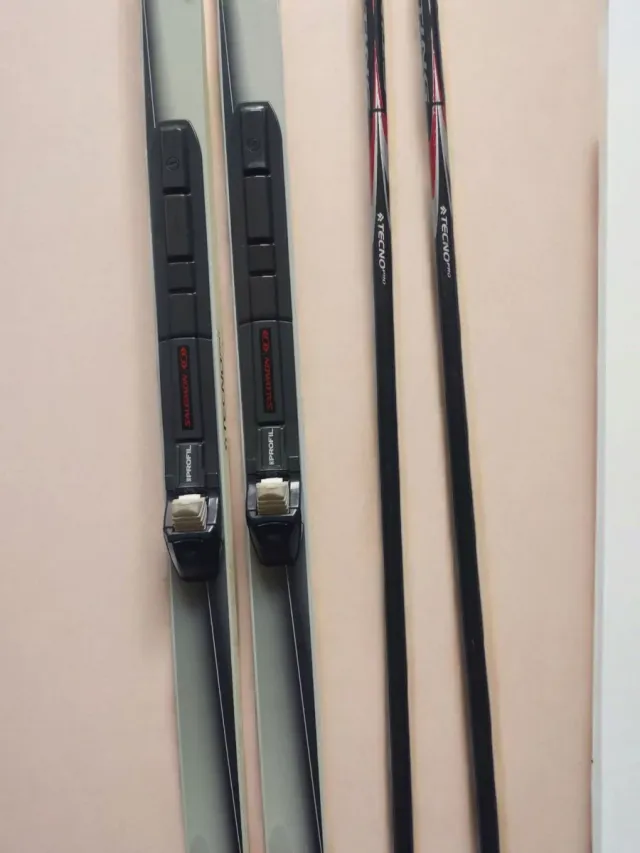 ESQUÍS DE FONDO TECNO PRO fijaciones Salomon