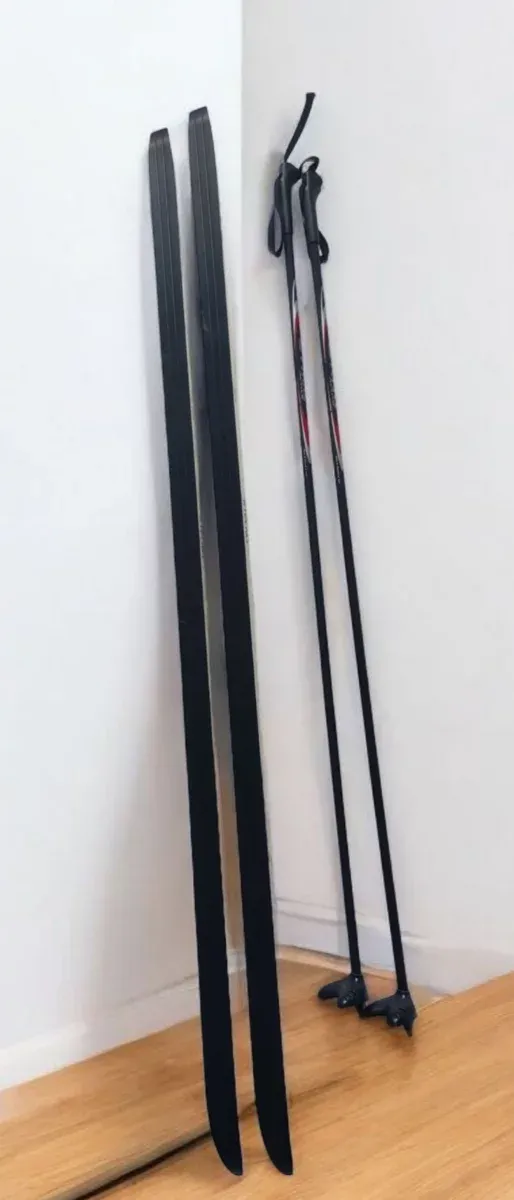 ESQUÍS DE FONDO TECNO PRO fijaciones Salomon