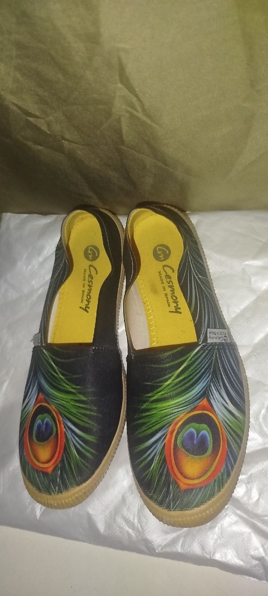 Zapatillas Ceremony Plumas Pavo Real