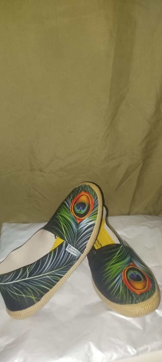 Zapatillas Ceremony Plumas Pavo Real