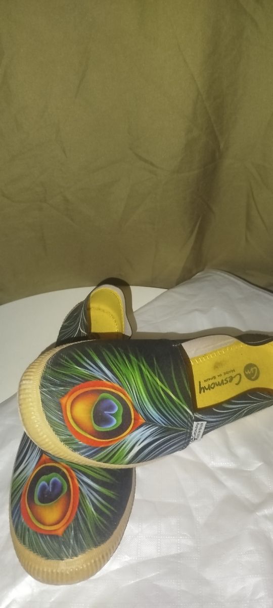 Zapatillas Ceremony Plumas Pavo Real