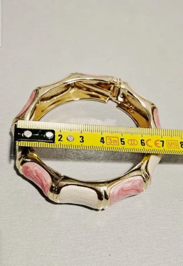 Pulsera rígida acero.