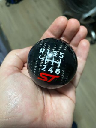 Pomo Carbono Ford ST