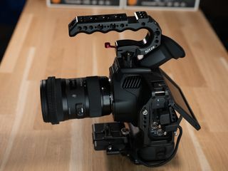 Blackmagic Pocket Cinema Camera 6K Pro Kit