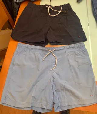 2 Bañadores Tommy Hilfiger (Negro y Azul) L y M