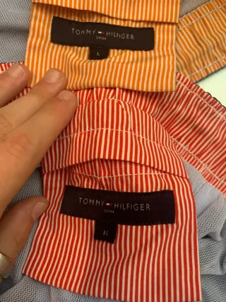 2 Bañadores Tommy Hilfiger (Negro y Azul) L y M