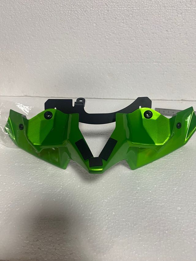 Carenado Faro Kawasaki Z 900 Inferior Verde.