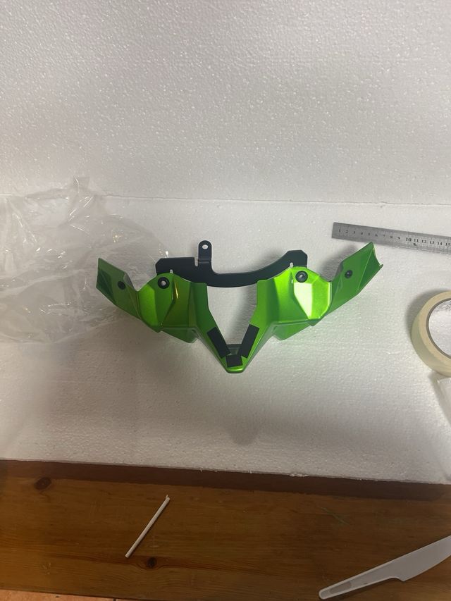 Carenado Faro Kawasaki Z 900 Inferior Verde.