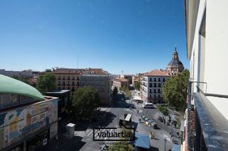 Piso en alquiler en Palacio en Madrid