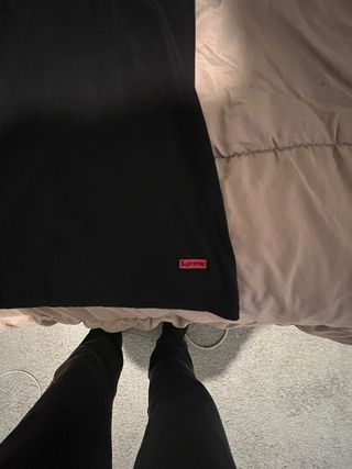 Camiseta negra básica Supreme