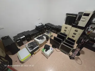 Ordenadores PC sobremesa para oficina o estudiante