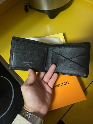 Cartera Louis Vuitton Negra y Gris