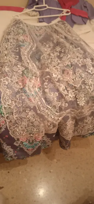 Traje de Fallera Talla 38 Nuevo