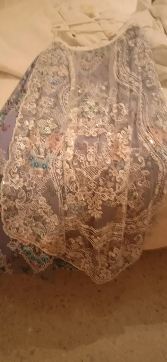 Traje de Fallera Talla 38 Nuevo