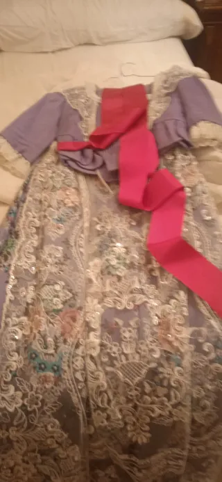 Traje de Fallera Talla 38 Nuevo