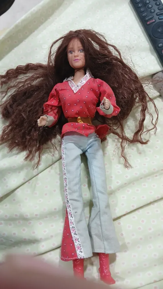 Muñeca Kid Kore pelo castaño