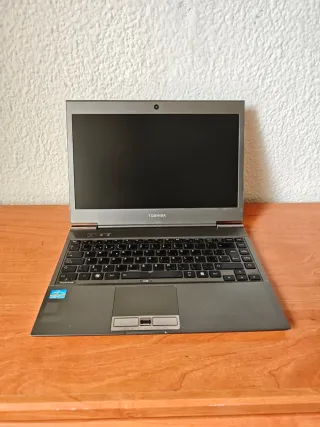Portátil Toshiba I7 SSD 512GB 12GB