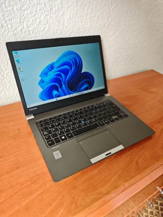 Portátil Toshiba I5 16GB SSD 256GB