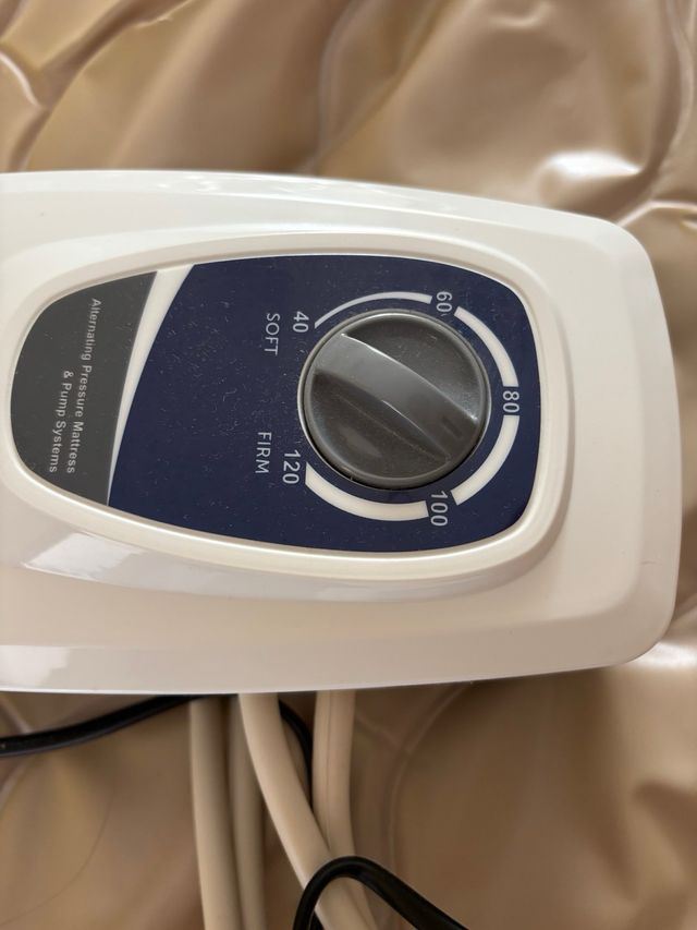 Colchón Antiescaras con Bomba