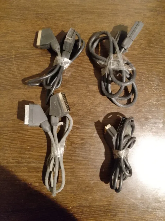 Lote 4 cavi Euroconector