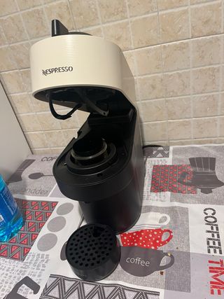 Macchina Caffè Nespresso Vertuo