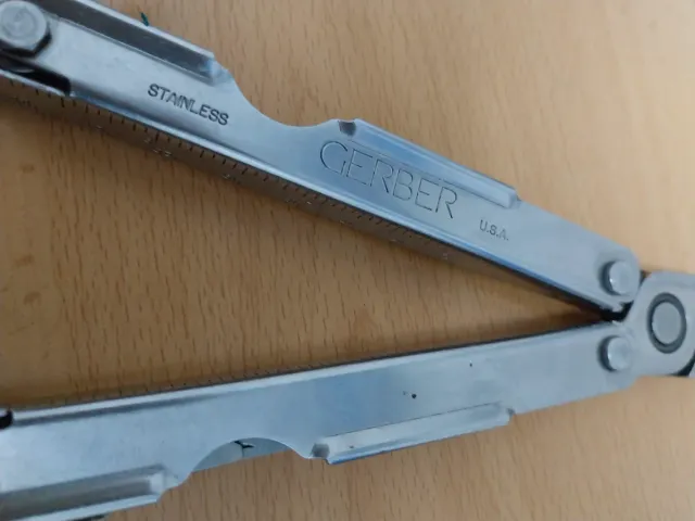 Multiherramienta Gerber Military USA