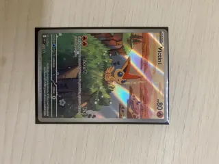 Victini Base Forza V - Carta Pokémon