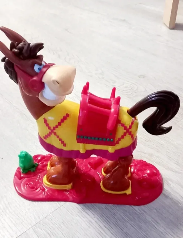 Juego de mesa Tozudo MB