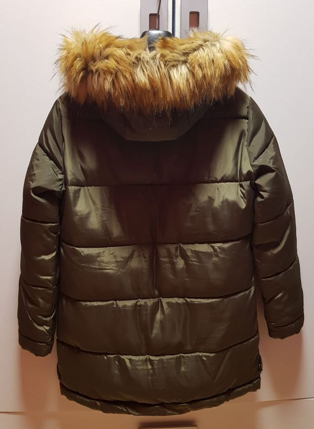 Abrigo acolchado nuevo