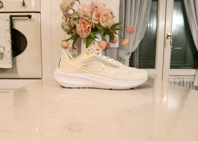 Nike Pegasus 39 donna bianco giallo