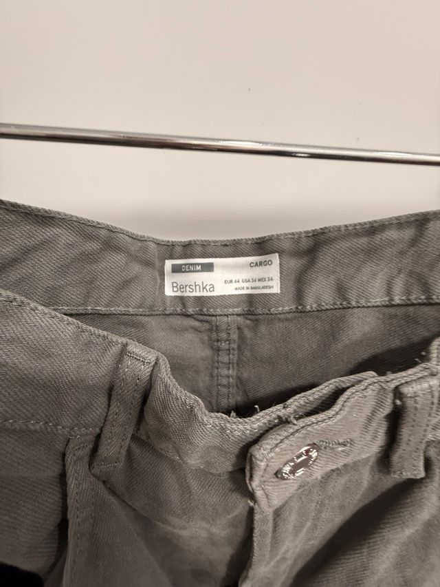 Vaqueros cargo chico Talla 44 Negro