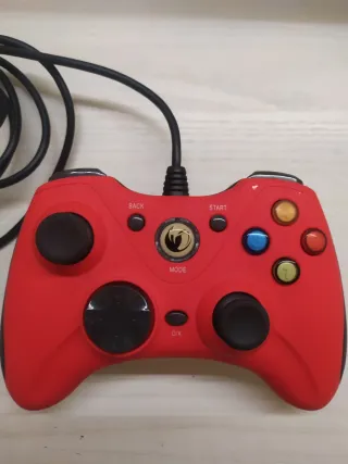 Controller Nacon con cavo per PS4, Xbox